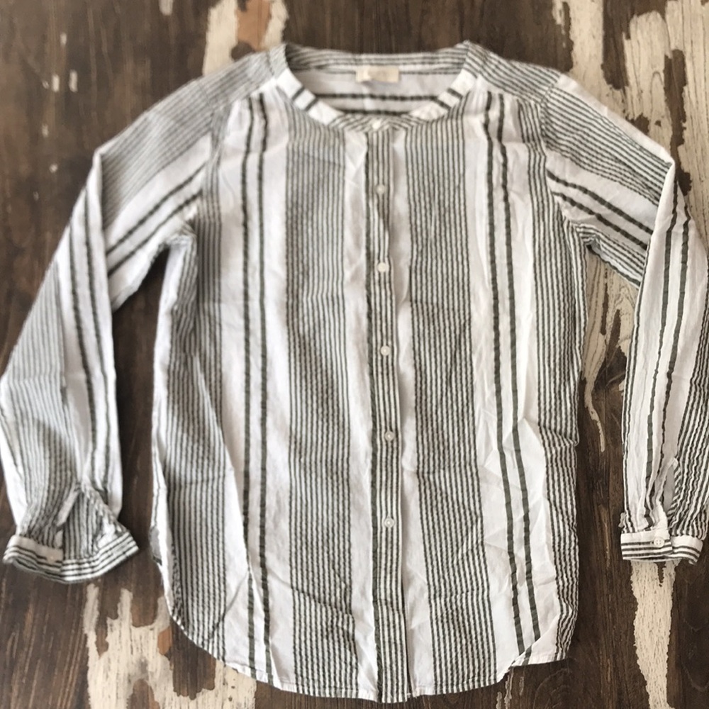 LOFT Women’s Medium White and Green Striped Button Down Collarless Shirt. 90s